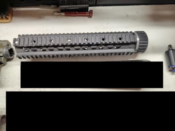 Afbeelding 4 van Opruiming airsoft externals onderdelen - Body - receivers - barrels - stocks - handguards