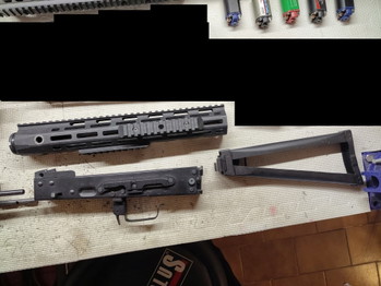 Afbeelding 5 van Opruiming airsoft externals onderdelen - Body - receivers - barrels - stocks - handguards
