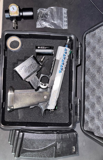 Afbeelding 3 van AIRSOFT GUNS