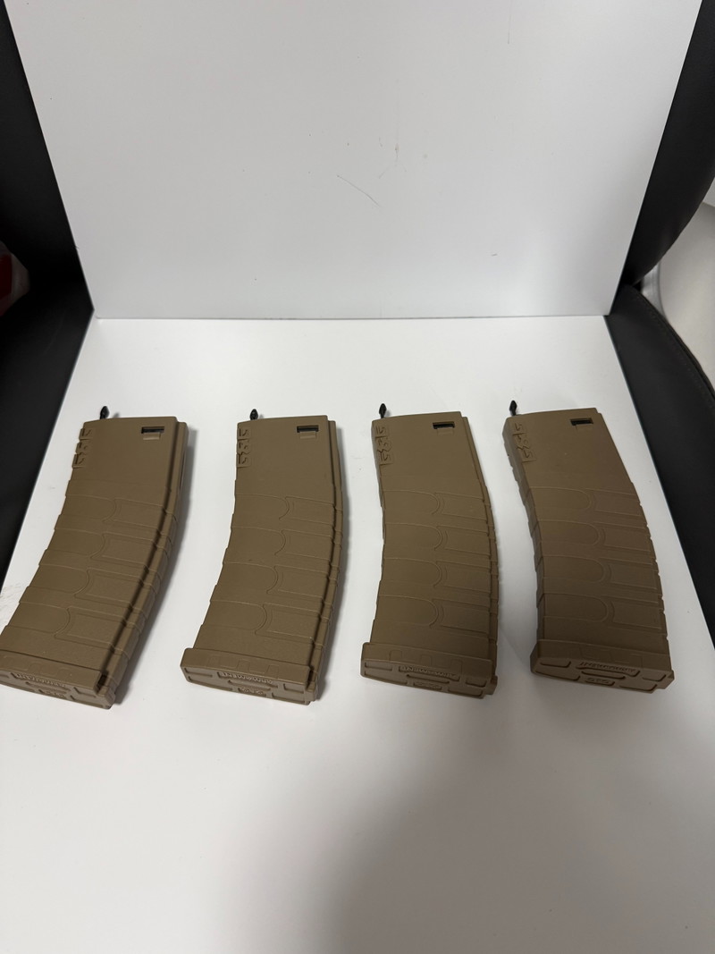 Image 1 for 4x G&G m4 magazijnen desert tan Midcaps!