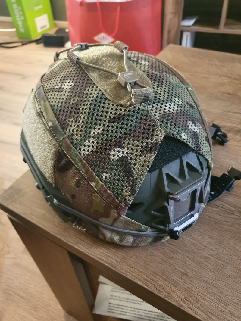 Imagen 1 de Agillite helmcover/replica team wendy
