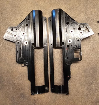 Afbeelding 4 van Retro Arms CZ Billet - CNC 8mm - QSC SR25 Gearbox