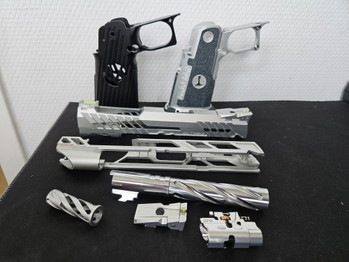 Image 2 for Diverse hi end hi capa onderdelen (veelal Dr.black)