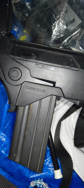 Afbeelding 2 van Réplique de FAMAS F1 Cybergun