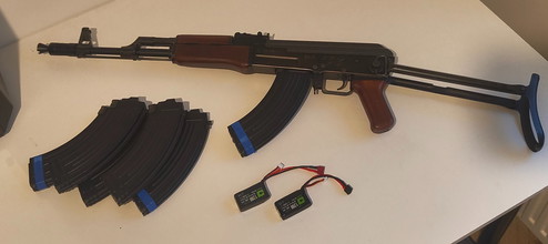 Image pour Tokyo Marui AKS-47 NGRS | 2 accu's | 6 mags | Upgrades