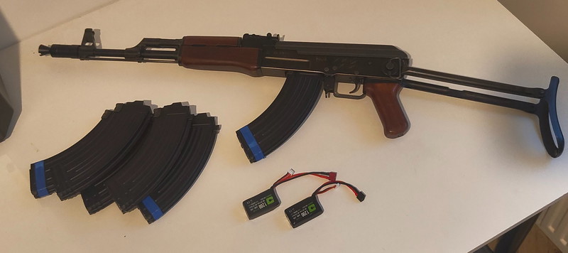 Image 1 for Tokyo Marui AKS-47 NGRS | 2 accu's | 6 mags | Upgrades