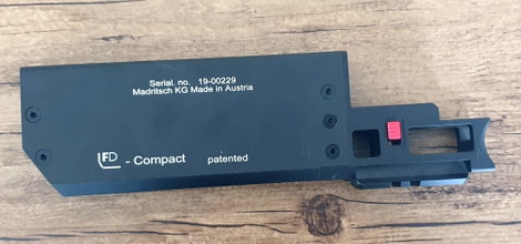 Image pour RGW FD917Silencer (UG5) for Umarex/VFC Glock 17 Gen 3/5, Tokyo Marui G17 Gen 4