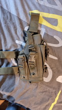 Bild für Beenholster met 3 magazijn houders