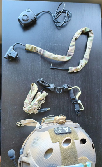 Afbeelding 3 van Helm met headset
