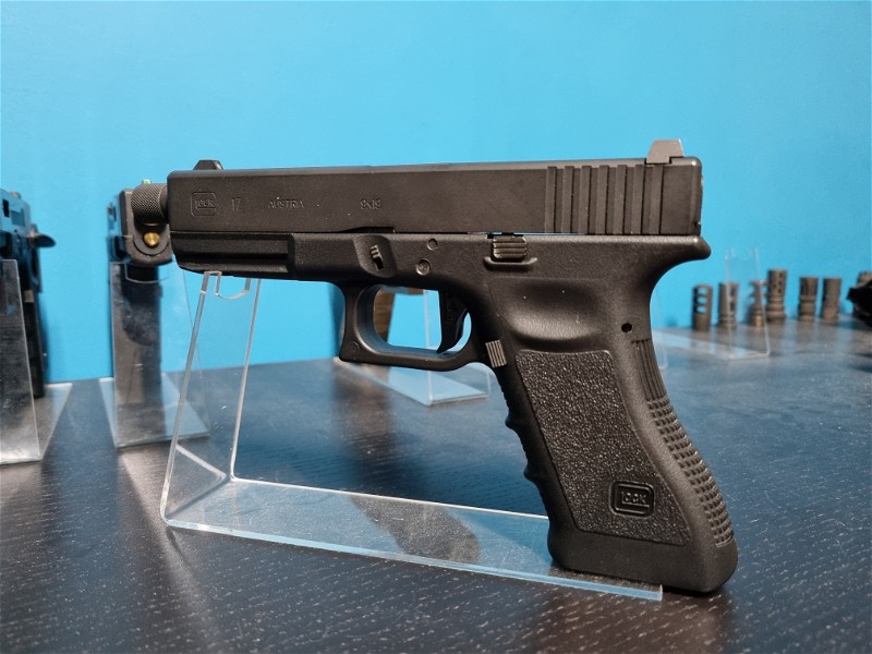 Image 1 for Custom build Glock G17