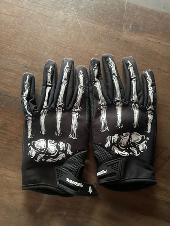 Bild 2 für Airsoft handschoenen skull