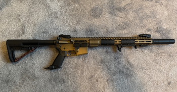 Imagen 2 de Unieke Tippman M4 met CQB en DMR upper