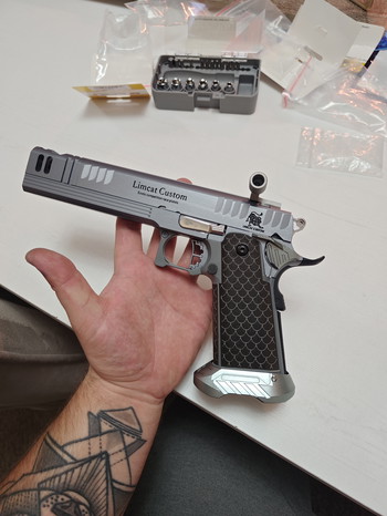 Afbeelding 2 van Hi capa Custom Limcat Wildcat Comp build