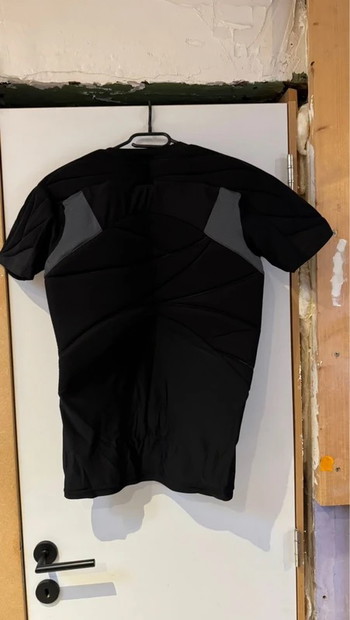 Afbeelding 2 van Dye performance Top