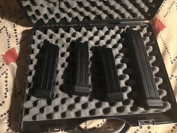 Afbeelding 3 van Hi-capa + alle toebehoren zie bio