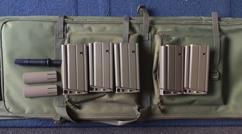 Afbeelding 2 van TM Scar Heavy met extra mags