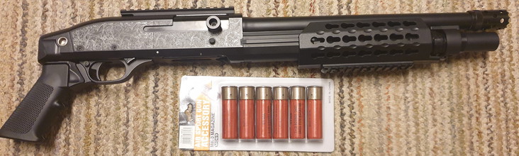 Afbeelding van zeer leuke shotgun full metal met laser graveringen