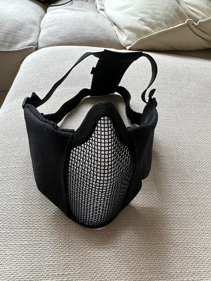 Image 1 for Zwart mesh mask nieuw