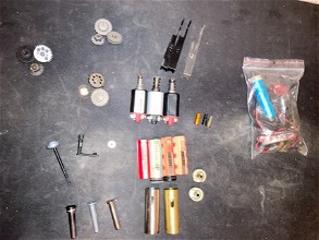 Image for Diverse AEG internals
