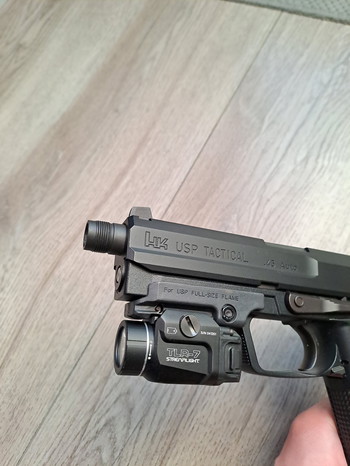 Afbeelding 4 van KWA HK USP.45 Tactical + TRL-7 lamp