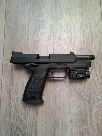 Afbeelding 7 van KWA HK USP.45 Tactical + TRL-7 lamp