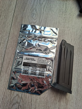 Afbeelding 8 van KWA HK USP.45 Tactical + TRL-7 lamp