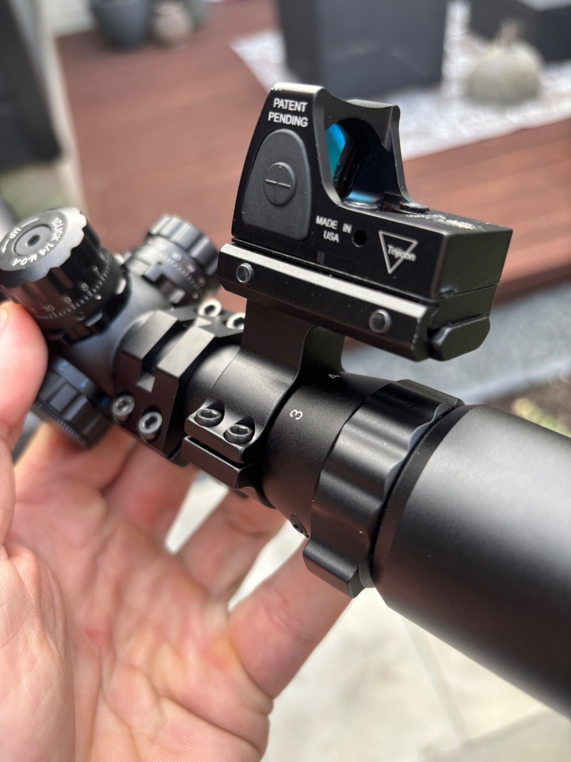 Image 1 pour Novritsch Scope 3-9x50 met Offset Red Dot Mount