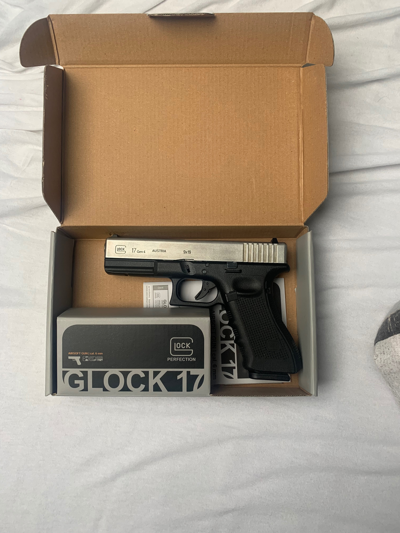 Bild 1 für Umarex glock 17 gen 4 gas gbb met 1 magazijn