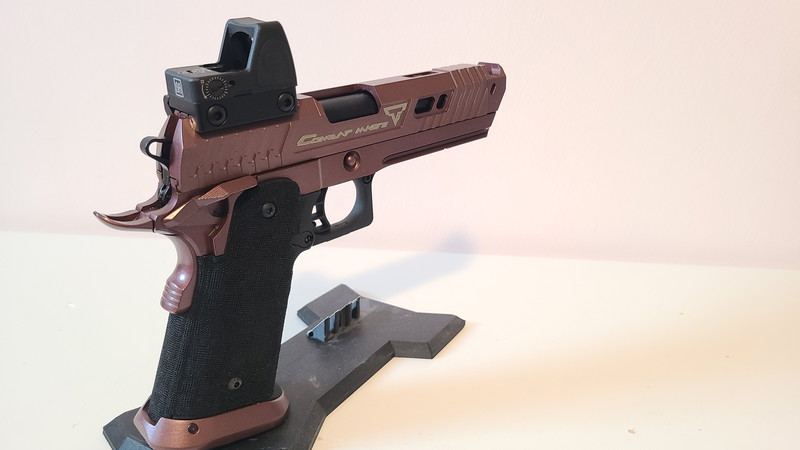 Imagen 1 de Pistole Hi-capa Sand Viper + Red Dot GBB