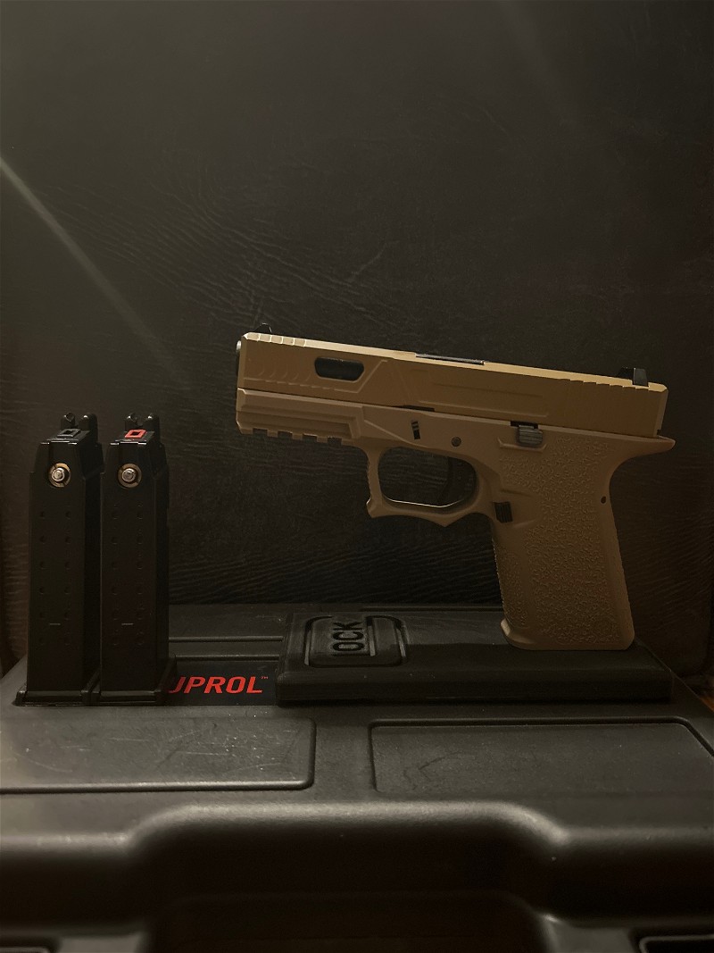 Image 1 for Aw custom glock 19