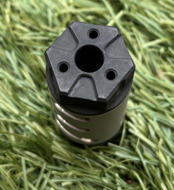 Afbeelding 8 van Atlas flashhider (replica)