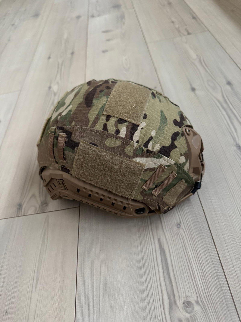 Bild 1 für Helm met camo hoes