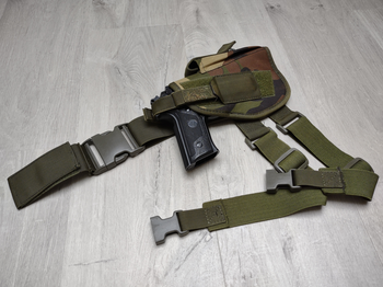 Afbeelding 2 van Been holster Pistool replica