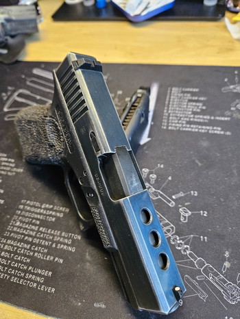 Afbeelding 2 van Glock 19 custom