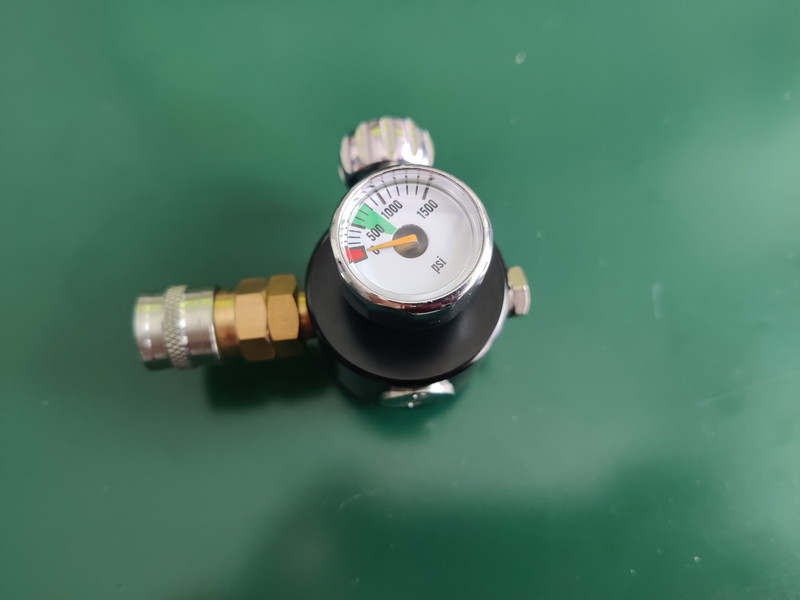 Image 1 pour Dominator micro HPA Air regulator