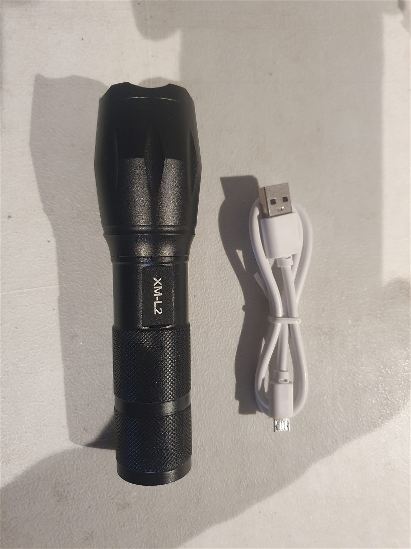 Afbeelding 1 van Flashlight met zoom | USB Oplaadbaar