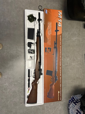 Image 2 for Battery powered M14