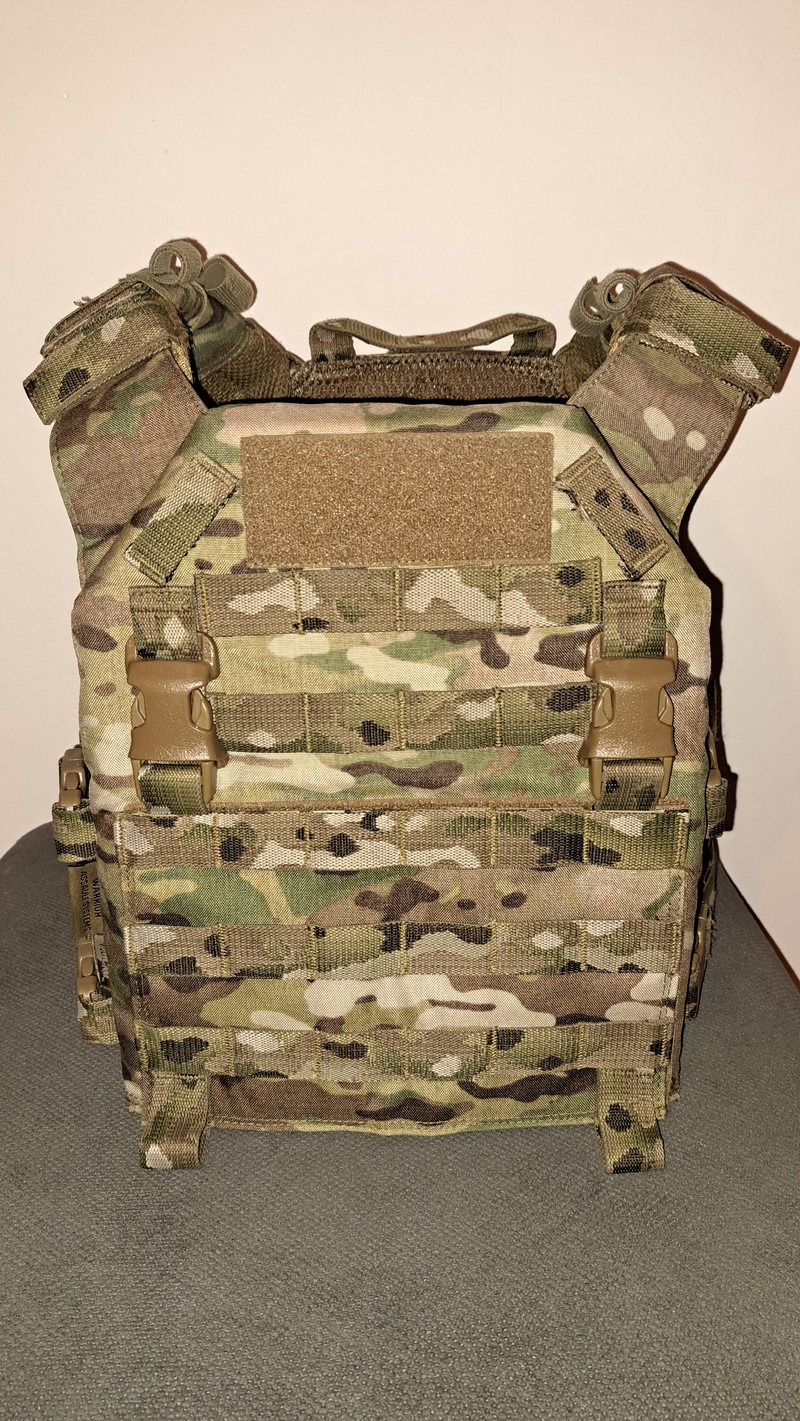 Imagen 1 de Was plate carrier and extra pouches in multicam