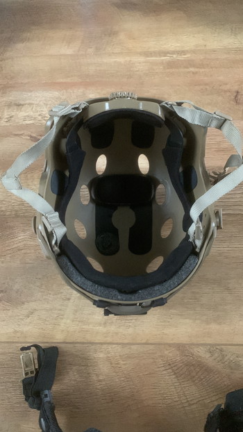 Image 2 pour Emerson complete helm