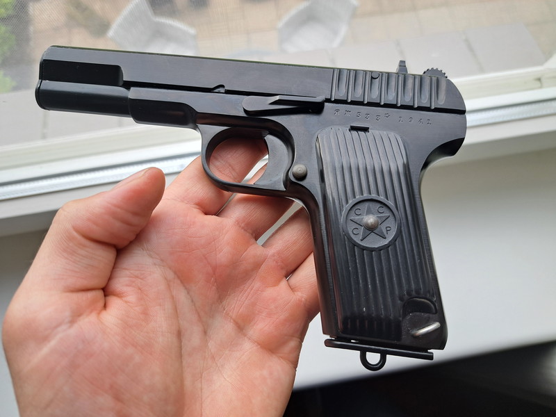 Afbeelding 1 van We tt-33 tokarev