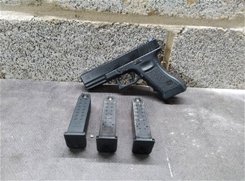 Image 2 for TM Glock 19 Incl. 3 Mags (Green Gas)