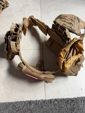 Bild 2 für Belt met pouches en 1paar handschoenen