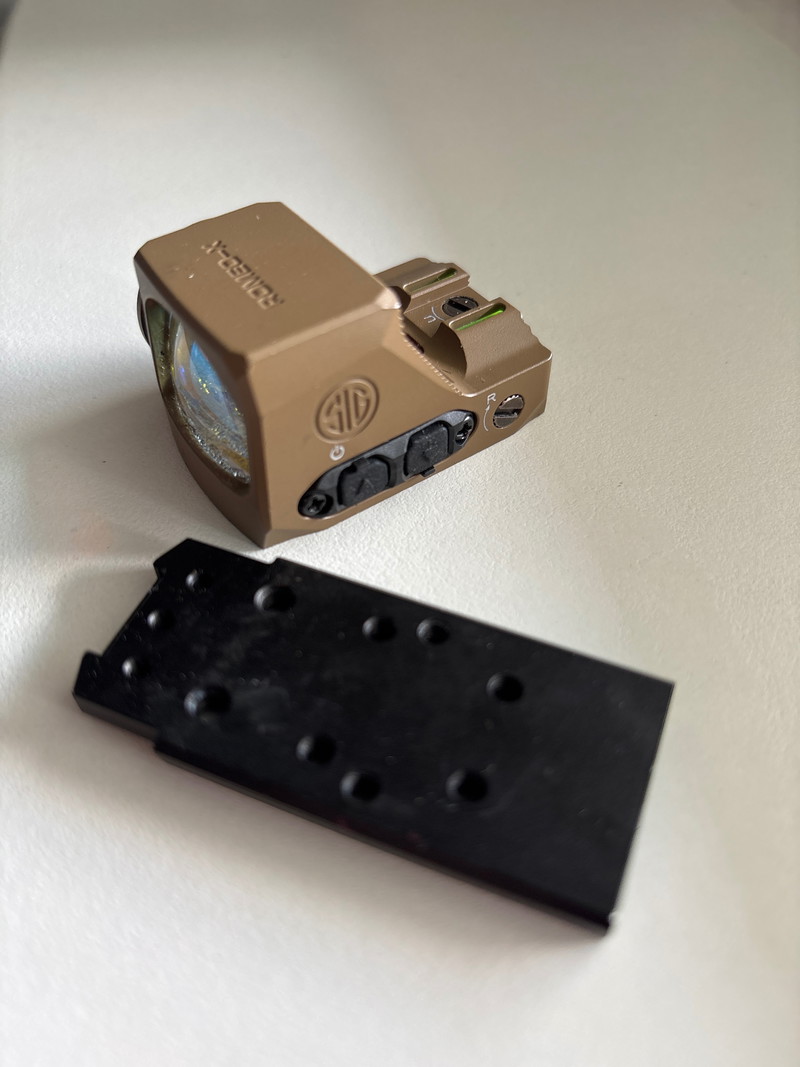 Imagen 1 de RomeoX reflex dot replica + p320 mount plate