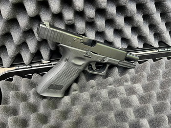 Image 2 for Glock 17 gen 5 GBB 2x magazijn