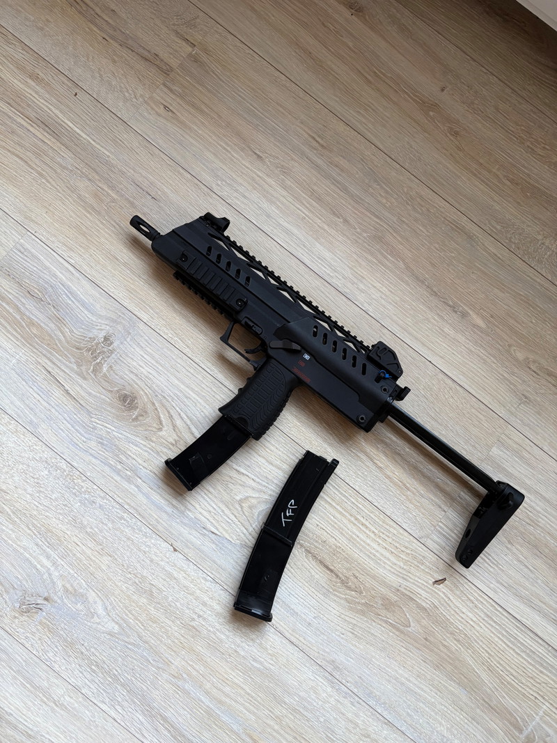 Imagen 1 de WE- Tech MP7 met extra magazijn