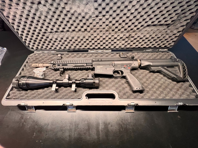 Image 1 pour Te koop complete Airsoft uitrusting, incl uniek H&K attack en sniper geweer in 1 met ombouwset