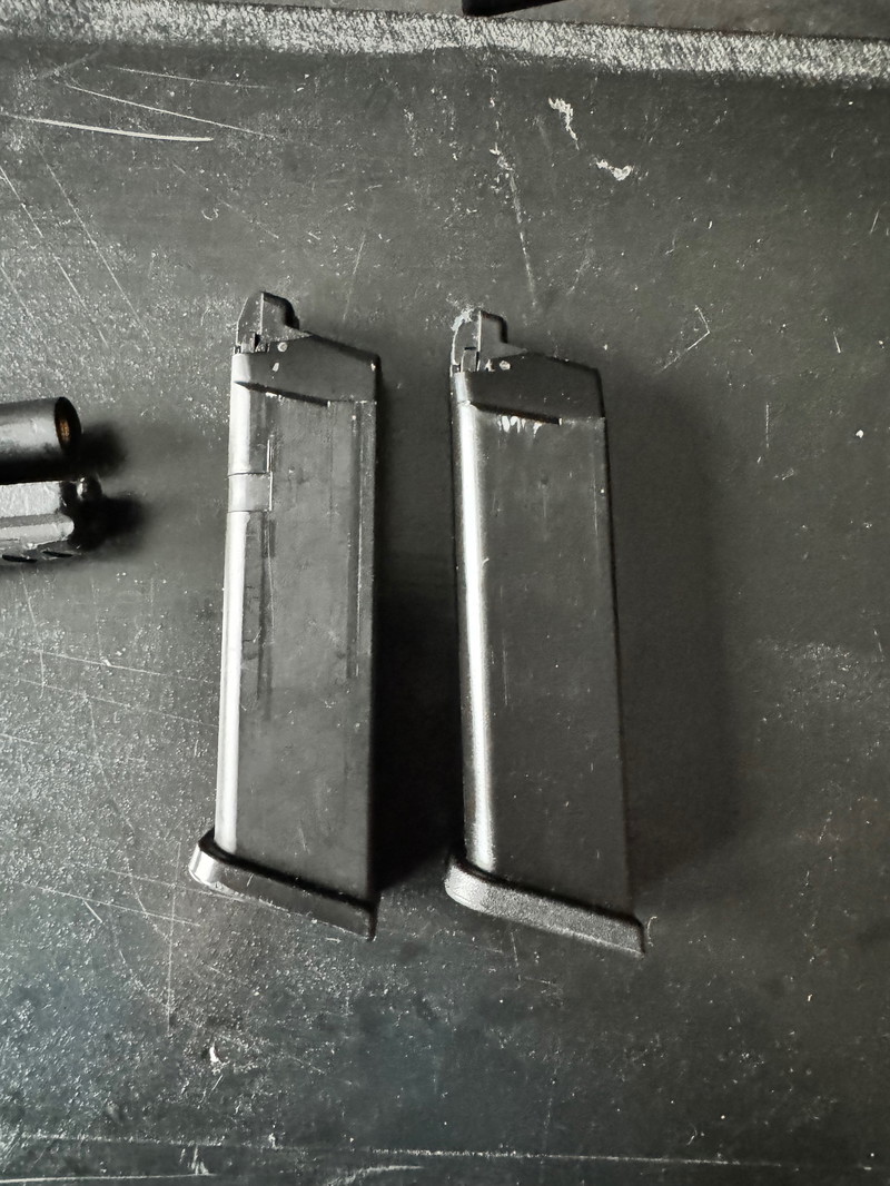 Image 1 pour We g17 compatible mags.