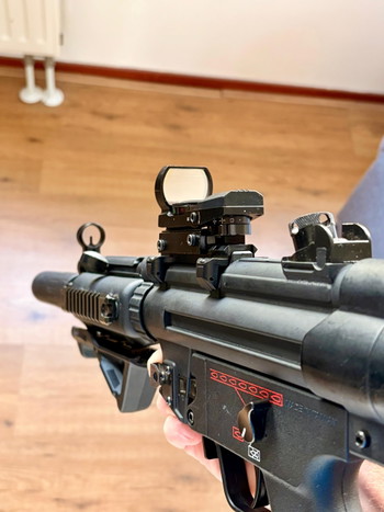 Bild 3 für G&G TGM A2 ETU + 5 Mags + 11.1V LiPo + Red dot
