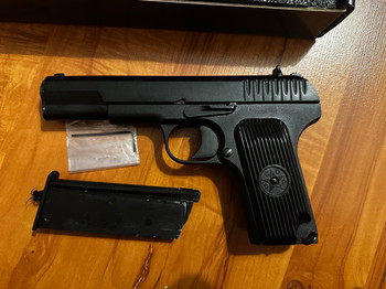 Image 2 pour KLI Tokarev TT33 GBB Airsoft 6mm