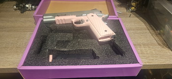 Afbeelding 2 van Raven meu 1911 pink silver